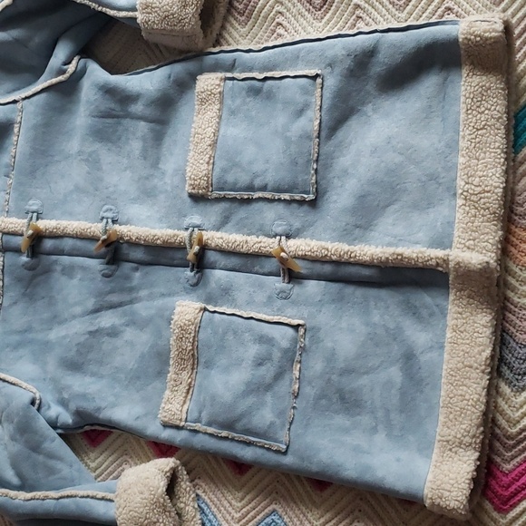Dusty blue shearling faux leather parka size medium with toggles hooded medium - Picture 4 of 11